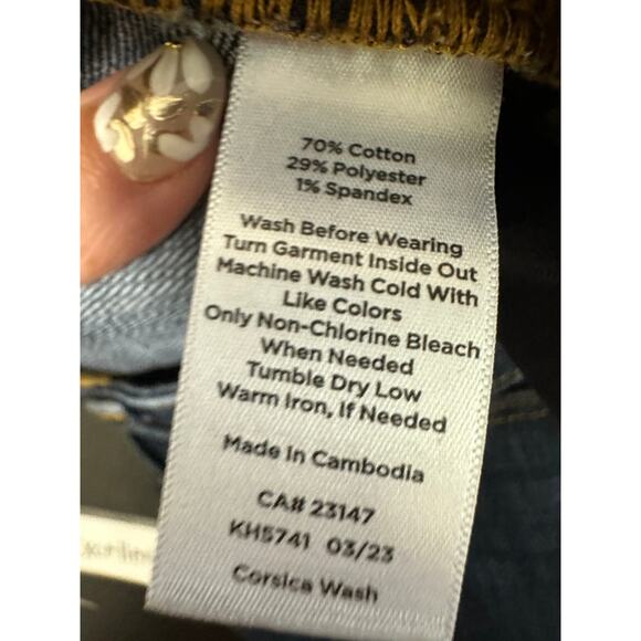 Talbots Corsica Wash Everyday Relaxed Jean Denim Cotton Blend Womens Size 4P - Picture 9 of 9